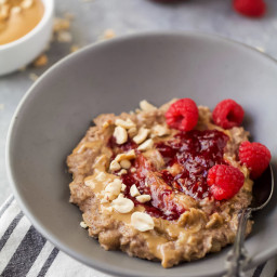 Healthy Peanut Butter and Jelly Oatmeal Recipe