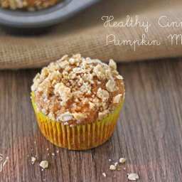 Healthy Pumpkin Muffins with Streusel Topping