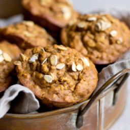 Healthy pumpkin spice muffins