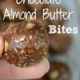 Healthy Recipe: Chocolate Almond Butter Oatmeal Bites