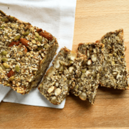 Healthy Seed and Nut Bread (gluten free + vegan)