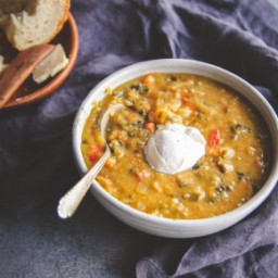 healthy-slow-cooker-lentil-and-vegetable-soup-2061424.jpg