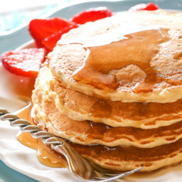 Healthy Oatmeal Pancakes