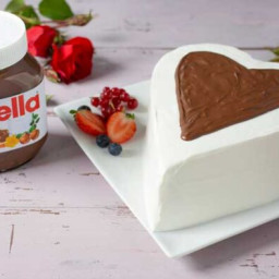 Heart shaped Cake with Nutella