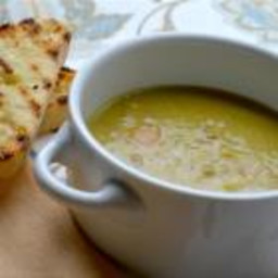 Hearty pea and ham soup