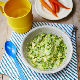 Helen’s avocado and peas with mashed potato