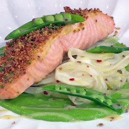 Herb-Crusted Salmon with Peas and Fennel