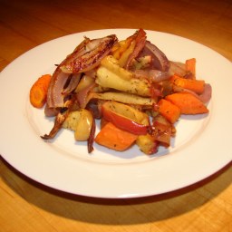 Herb-Roasted Apples, Onions and Carrots