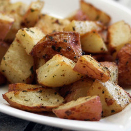 herb-roasted-red-potatoes-2314149.jpg