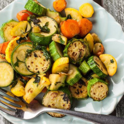 herb-roasted-zucchini-and-carrots-1937073.jpg