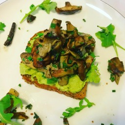 Herby Mushrooms on Toast 