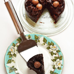 Eggless chocolate cake recipe, how to make eggless chocolate cake