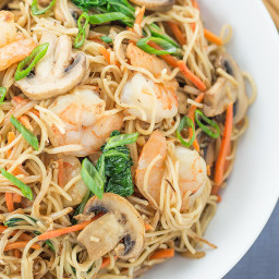 Stir Fried Chinese Noodles with Shrimp