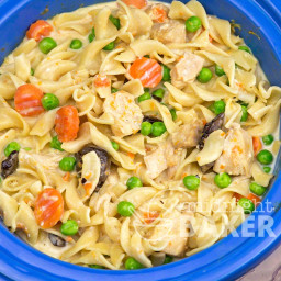 Slow Cooker Extra Creamy Chicken and Noodles