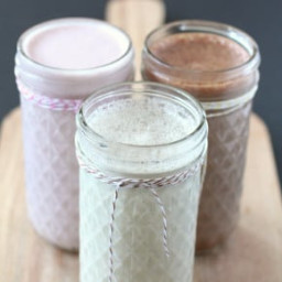 Homemade Almond Milk {Strawberry, Chocolate and Vanilla Flavor}