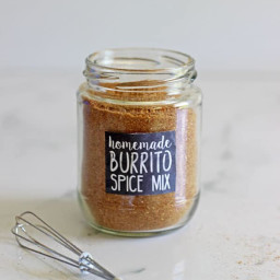 Homemade Burrito Spice Mix (with free printable labels)