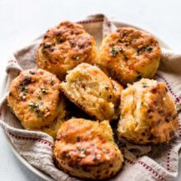 Homemade Cheddar Biscuits