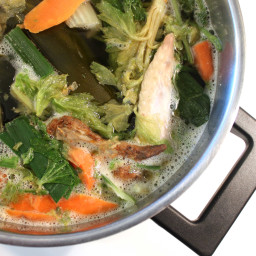 homemade-chicken-broth-and-soup-recipe-1955730.jpg