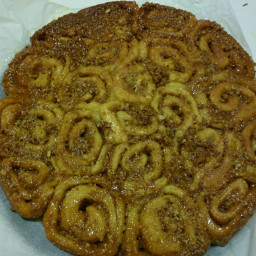 homemade-cinnamon-buns-1467584.jpg