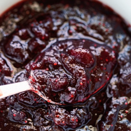 Homemade Cranberry Sauce (Slow Cooker) Recipe