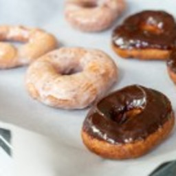 homemade-doughnuts-2627772.jpg