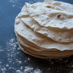 homemade-flour-tortillas-1638634.jpg