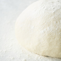 homemade-pizza-dough-1991881.jpg