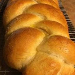 Homemade Pretzel Bread
