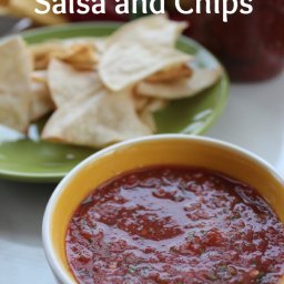 homemade-salsa-and-chips-1308420.jpg