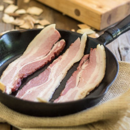 homemade-smoked-bacon-1812434.jpg