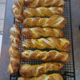 homemade-soft-pretzel-twists-26d0f4.jpg