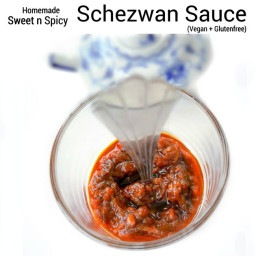 Homemade Sweet n Spicy Schezwan Sauce (Vegan + Glutenfree)