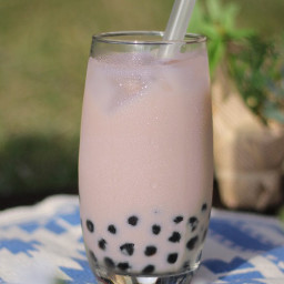 Homemade Taro Bubble Tea Milkshake (Boba Milkshake)