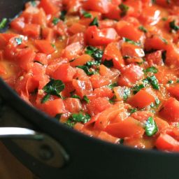 Homemade Tomato Basil Pasta Sauce