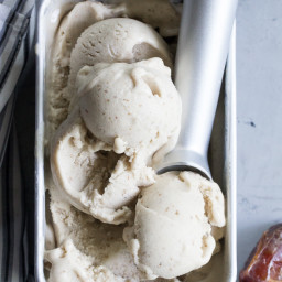 Homemade Vanilla Bean Ice Cream {Paleo and Vegan}