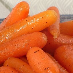 honey-glazed-baby-carrots-2.jpg