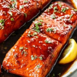 Honey Glazed Salmon with the BEST Sauce! (+VIDEO!)
