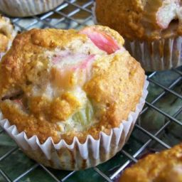Honey - Rhubarb Muffins