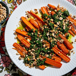 Honey-Roasted Carrots With Carrot-Top Chimichurri