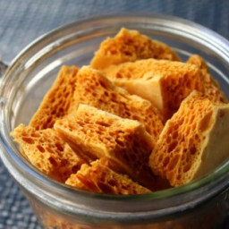honeycomb-toffee-recipe-2313365.jpg