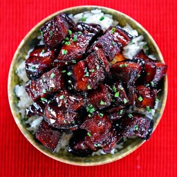 Hong Shao Rou (Red Braised Pork Belly) + Video
