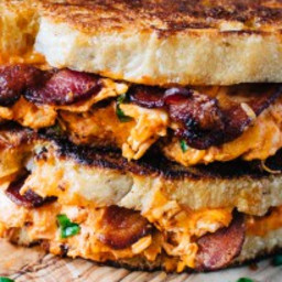 HOT BUFFALO CHICKEN AND BACON GRILLED CHEESE