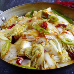 Hot & Sour Napa Cabbage Stir-fry (酸辣白菜)