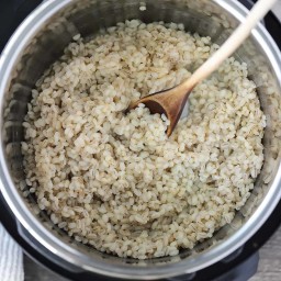 How to Cook Barley in an Instant Pot (pearl or hulled)