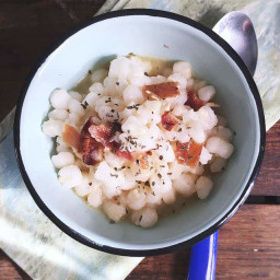 how-to-cook-canned-hominy-2833643.jpg