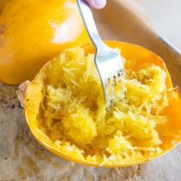 How to Cook Spaghetti Squash in the Oven or Microwave