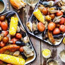 How to Do a New England Clambake at Home