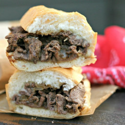 How to Make a LEGIT Philly Cheese Steak Sandwich (from a Philly Native)