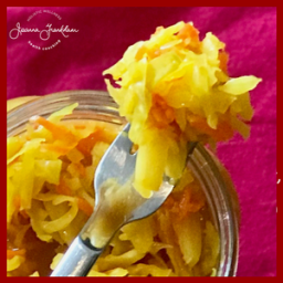 How to Make Anti-Inflammatory, Immune-Boosting and Probiotic Golden Kraut (