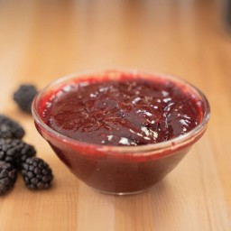 How to Make Blackberry Jam with Just 3 Ingredients